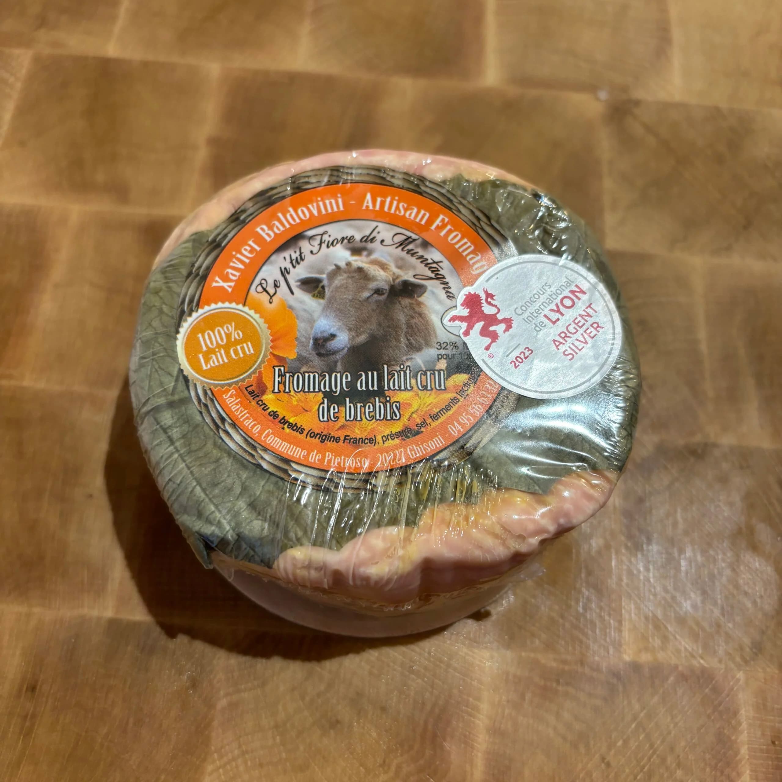 Petit fromage au lait cru de brebis (Corse)
